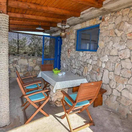 House Serenity Ferienhaus Otok Zizanj